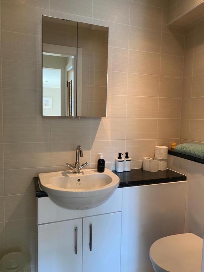 Cosy 3 Bedroom Apartment In Central Portrush With Sea Views Zewnętrze zdjęcie