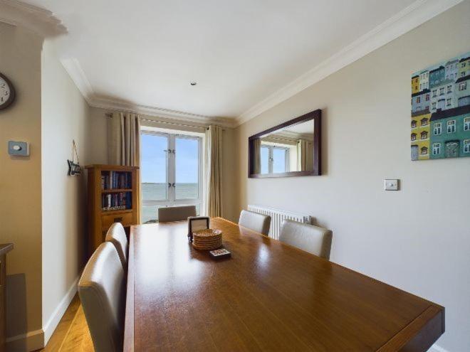 Cosy 3 Bedroom Apartment In Central Portrush With Sea Views Zewnętrze zdjęcie